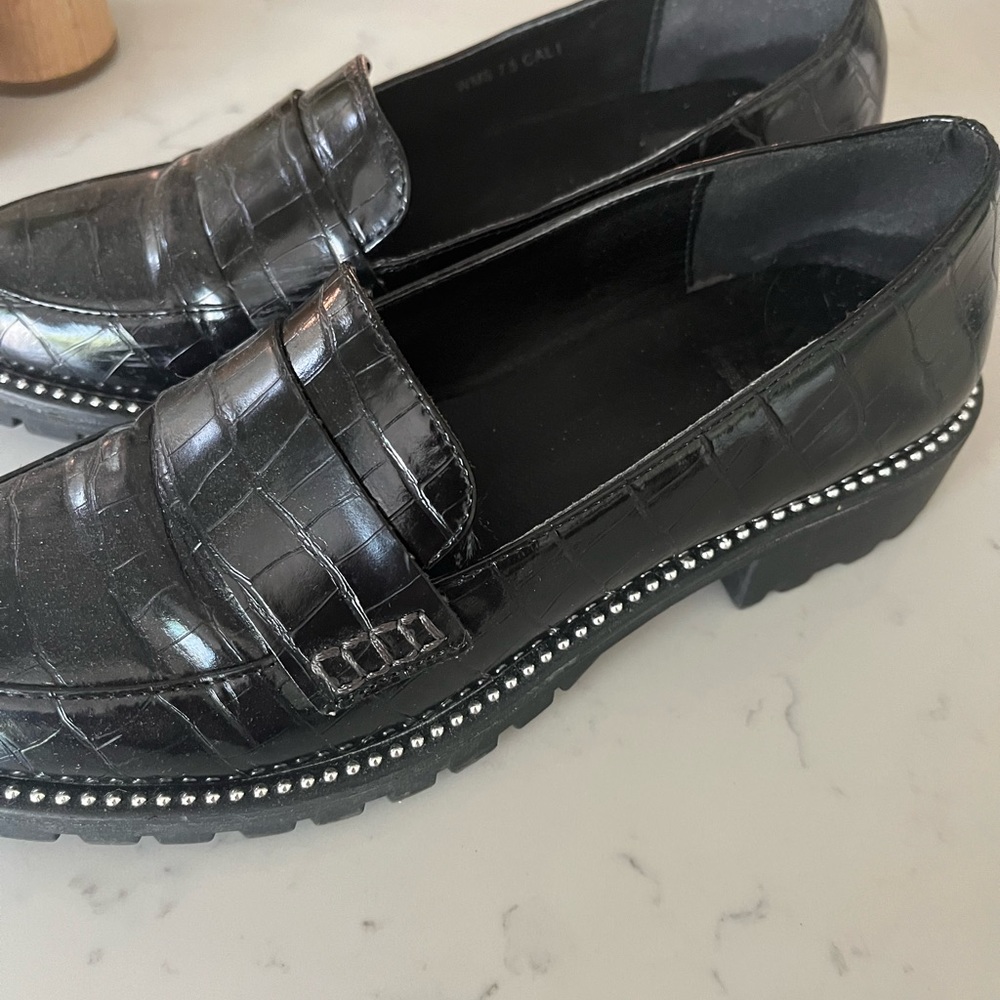 Loafer in Good condition .